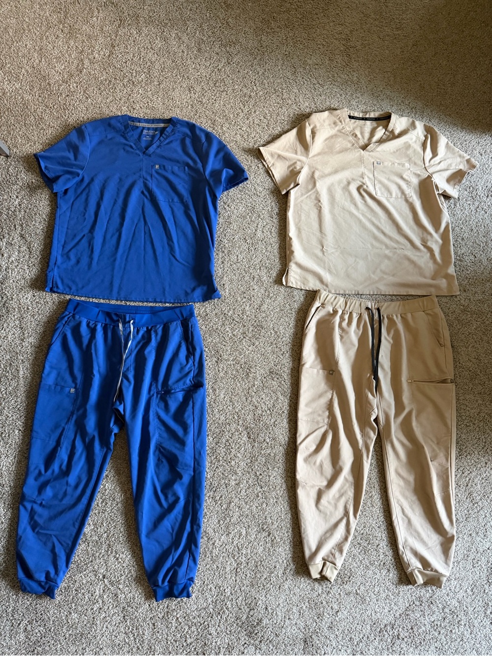 Fabletics Scrub Sets Men’s XXL in Blue and Cream